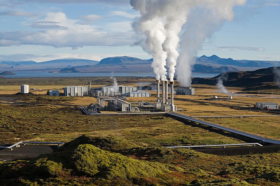 Exploring the Generation and Use of Geothermal Energy – Long-Form Scientific&nbsp;Essay